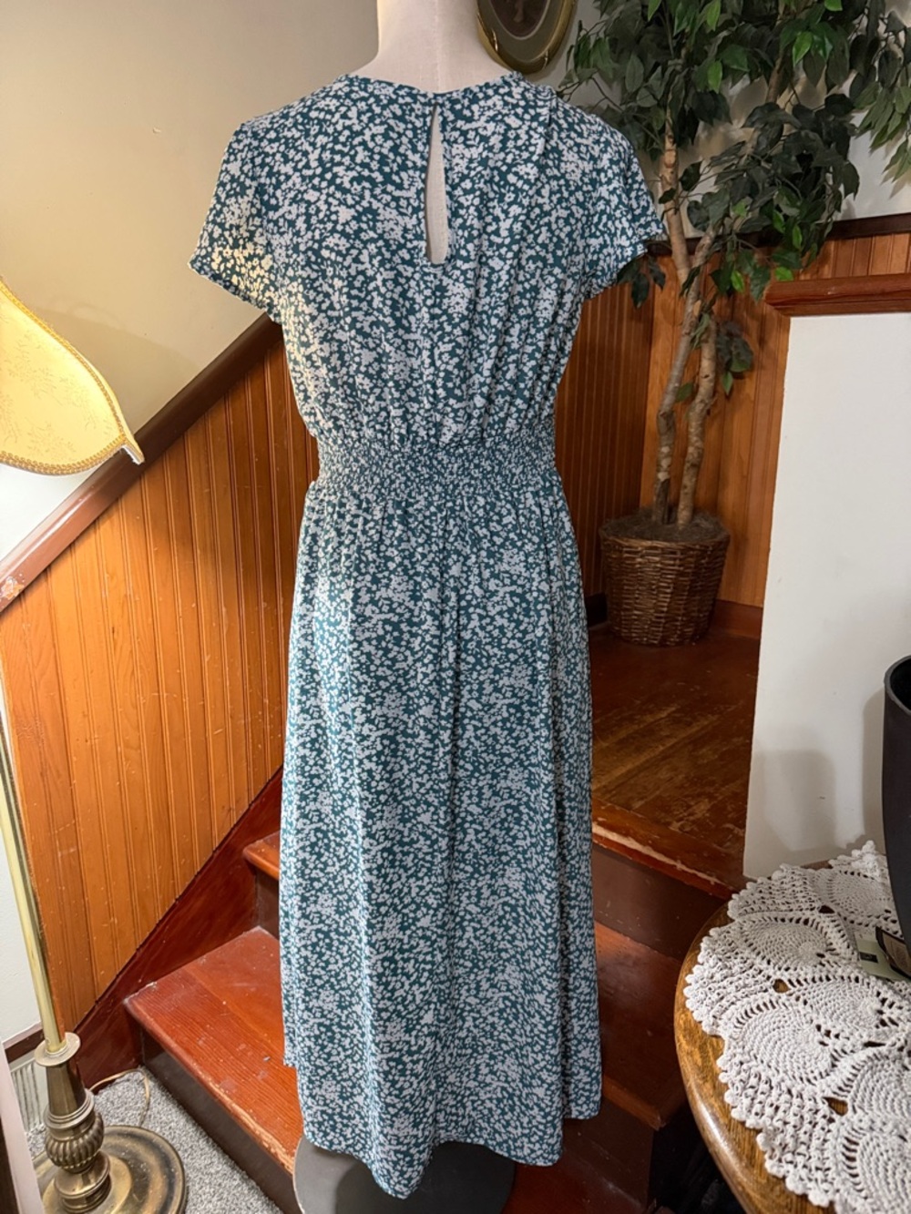 Sienna Sky soft green floral print dress women’s size medium - Picture 5 of 8